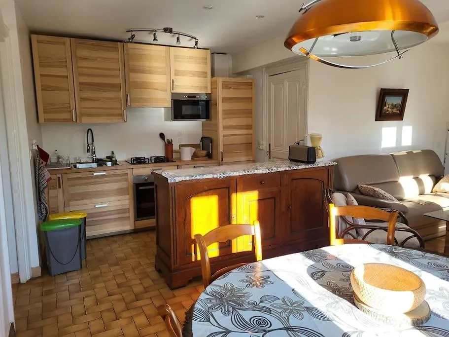 Gite La Ferme Des Maraichers Albigny 0*,